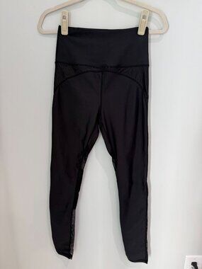 Amari Active Black Contouring Leggings Size Small, Ankle Length 27" Inseam
